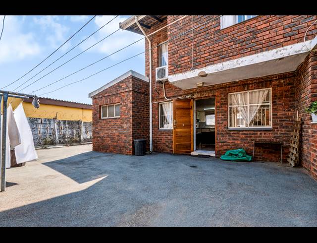 3 BEDROOM DUPLEX FOR SALE IN AUSTERVILLE